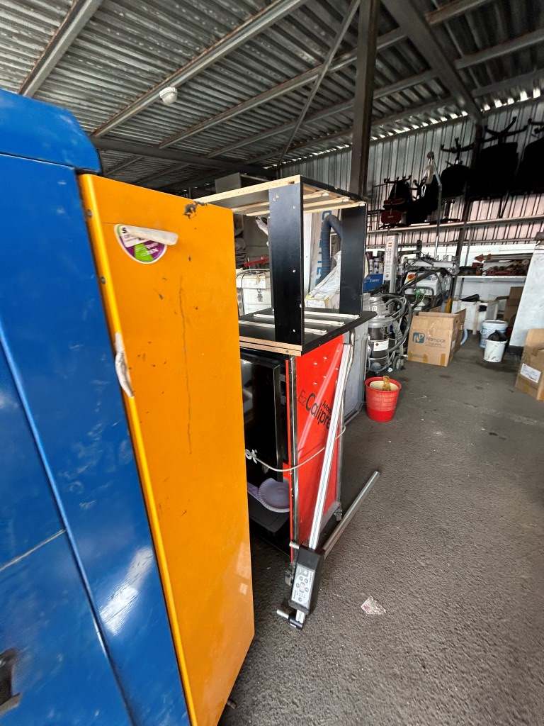 Onsite Liquidation Auction - Panelbeating Workshop thumbnail 34