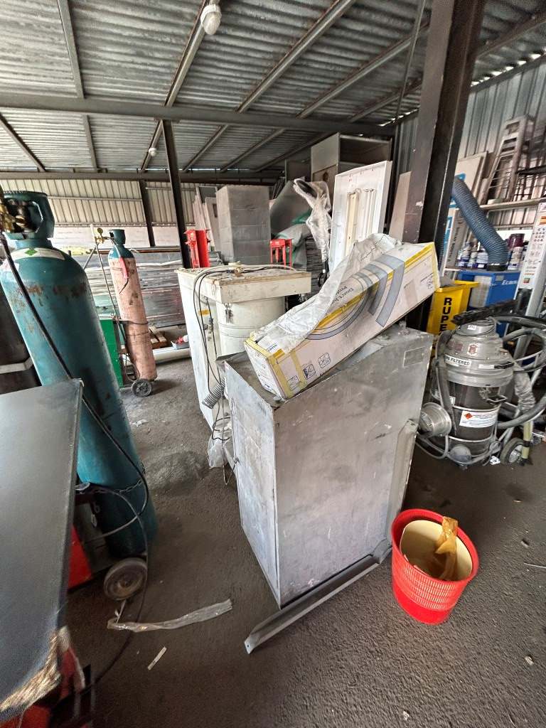 Onsite Liquidation Auction - Panelbeating Workshop thumbnail 35