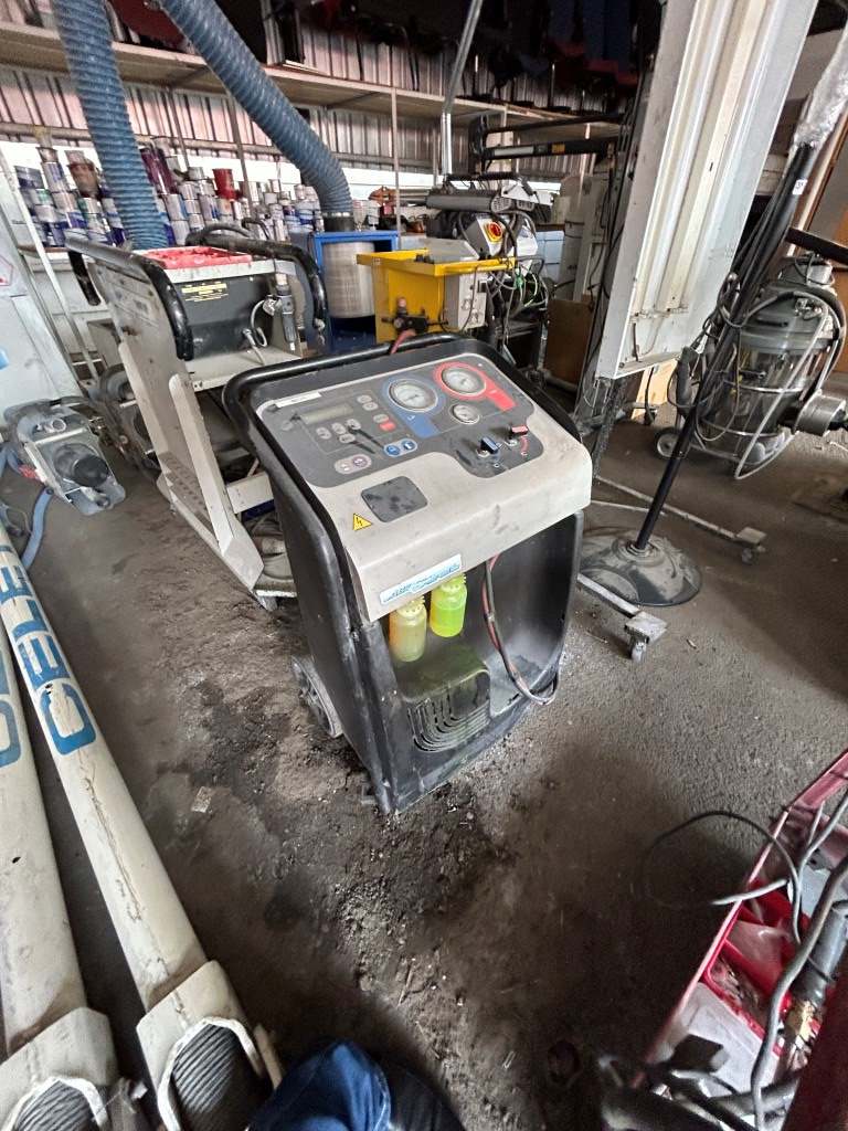 Onsite Liquidation Auction - Panelbeating Workshop thumbnail 44