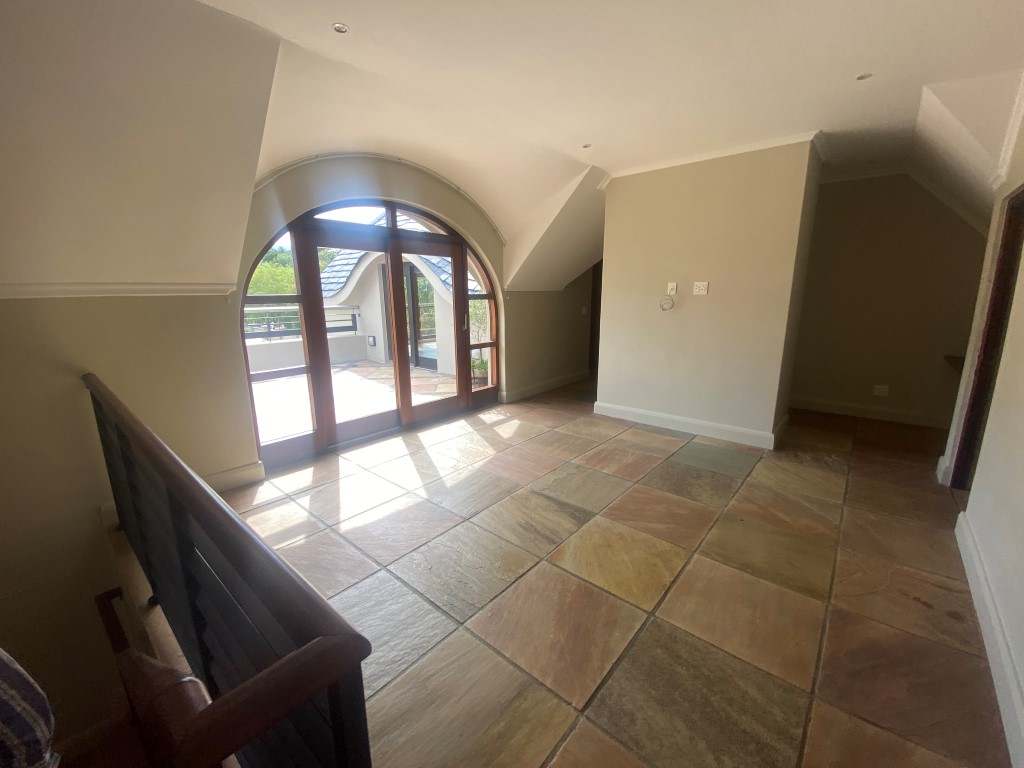 Beautiful Family Home In Secure Estate thumbnail 39