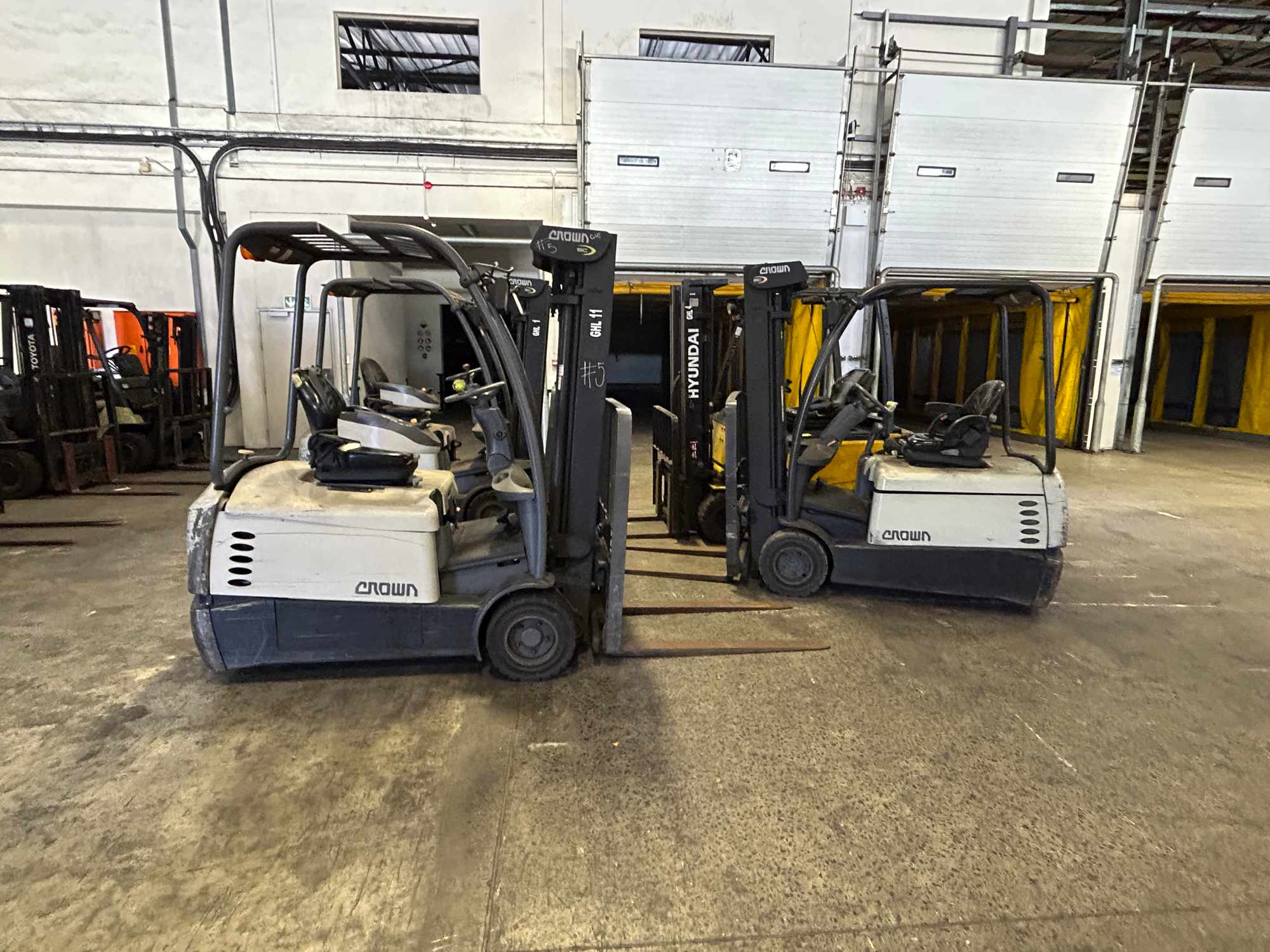 Hysters And Forklifts thumbnail 3