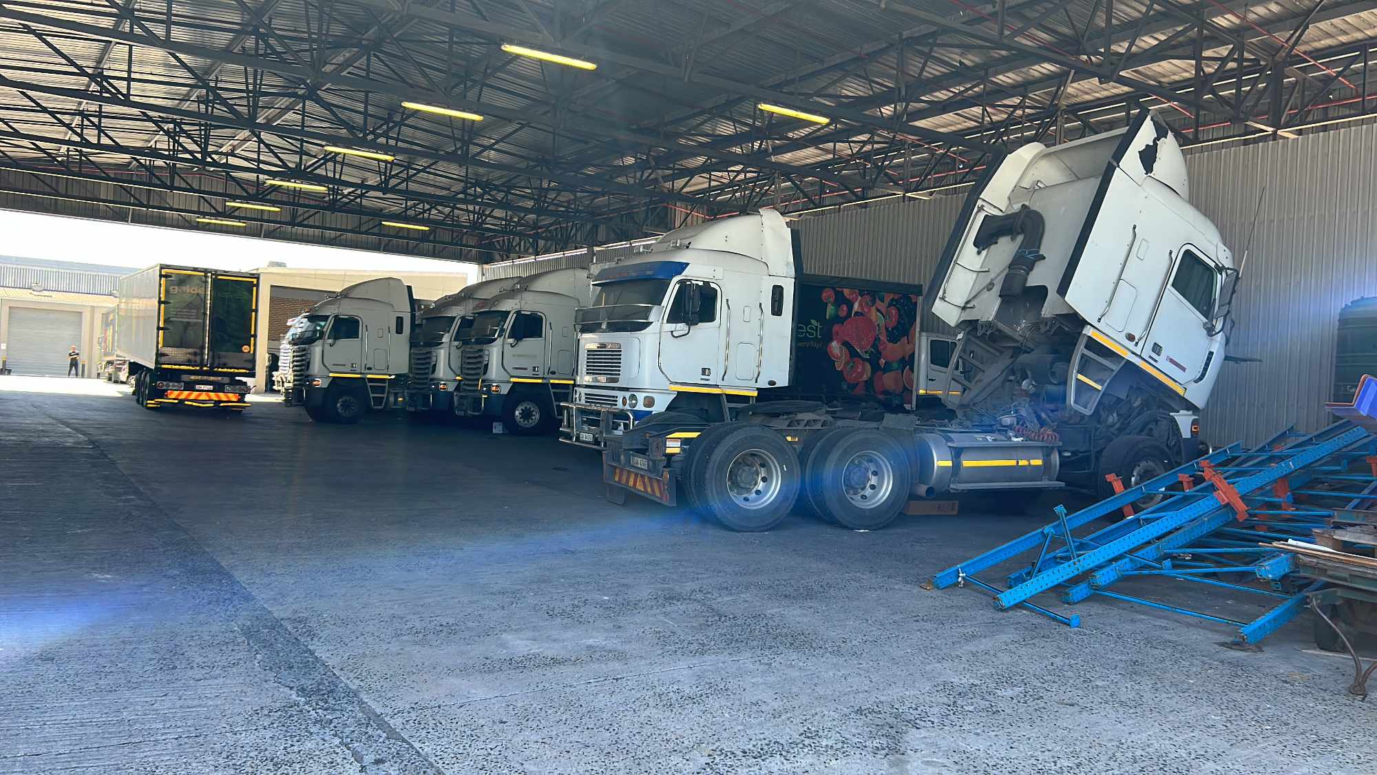Trucks, Trailers And Vehicles thumbnail 9