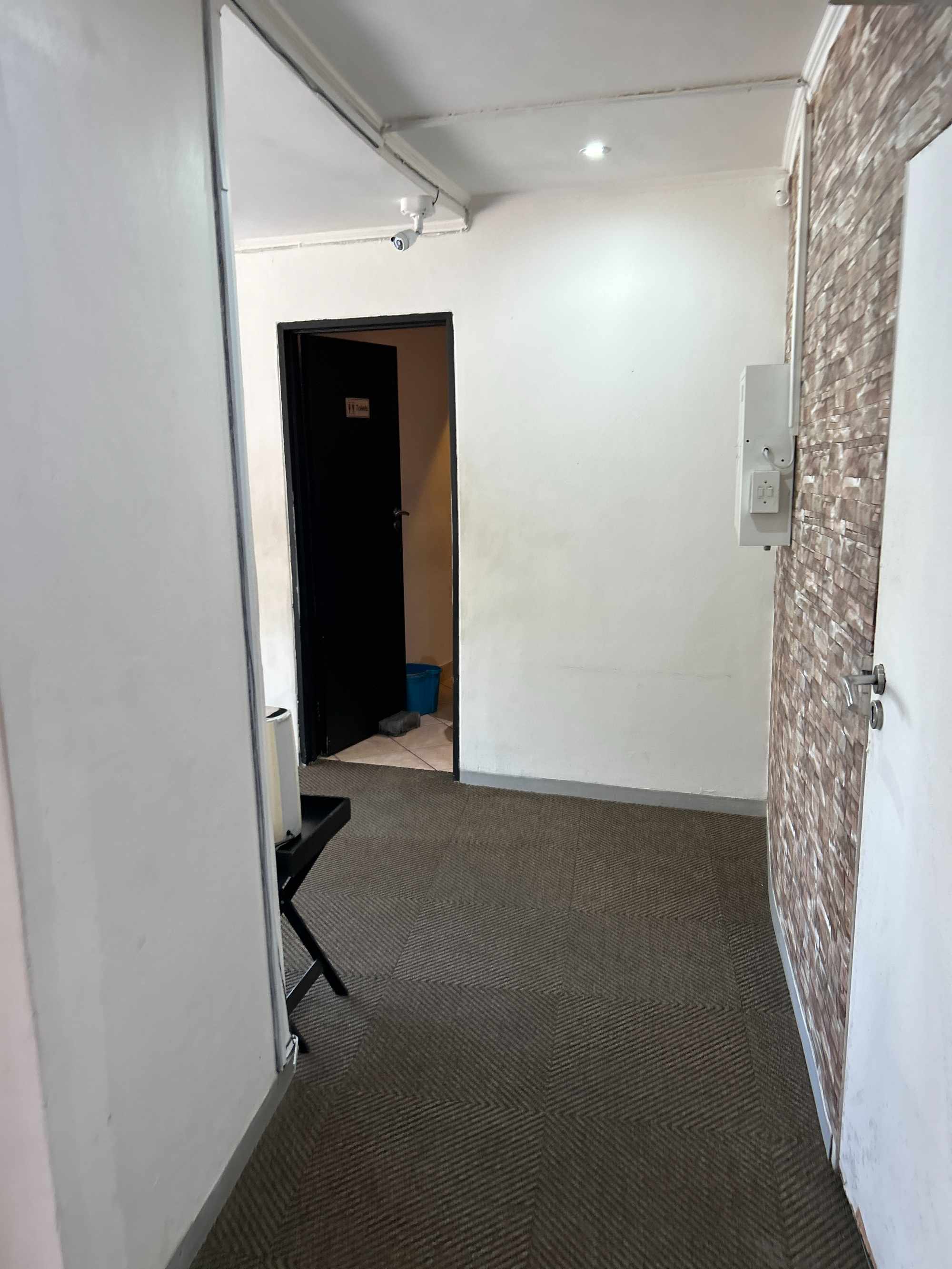 Liquidation Auction - Retail Commercial Unit - Century City thumbnail 7
