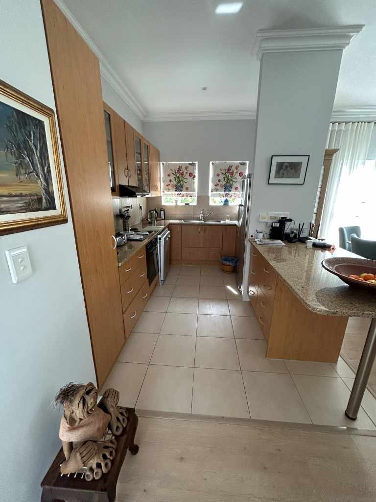 Beautiful Retirement Home In Secure Estate - Somerset West thumbnail 26