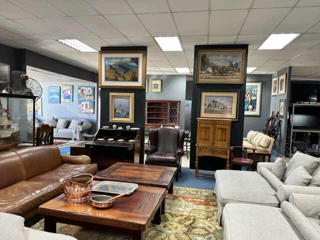Warehouse Auction - Somerset West thumbnail 5