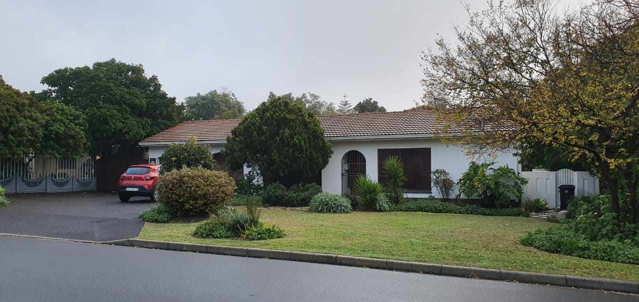 Lovely Family Home In Eversdal thumbnail 4