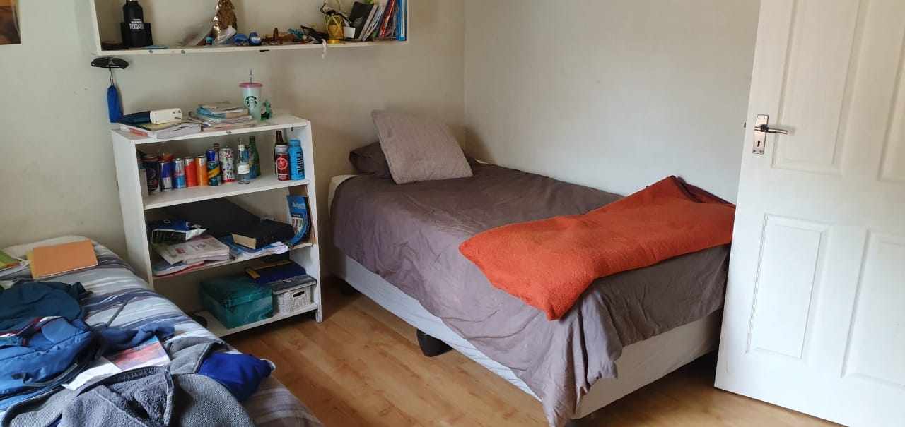 Lovely Family Home In Eversdal thumbnail 5
