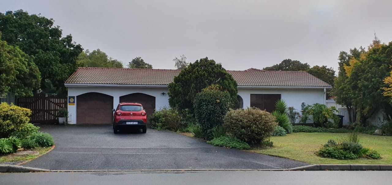 Lovely Family Home In Eversdal thumbnail 10