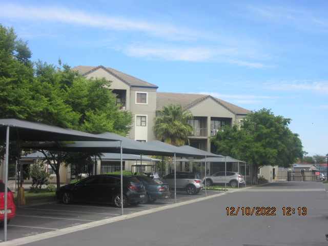 Secure 2 Bedroom Apartment - Brackenfell thumbnail 2