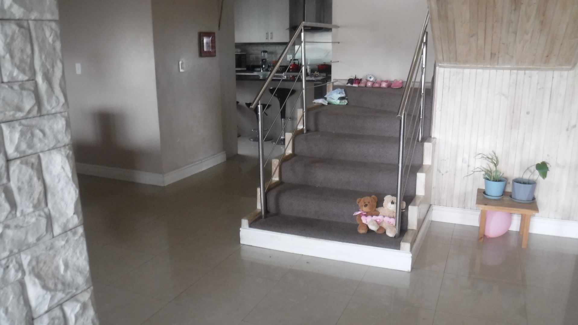 Double Storey Home - Zeekoevlei thumbnail 3