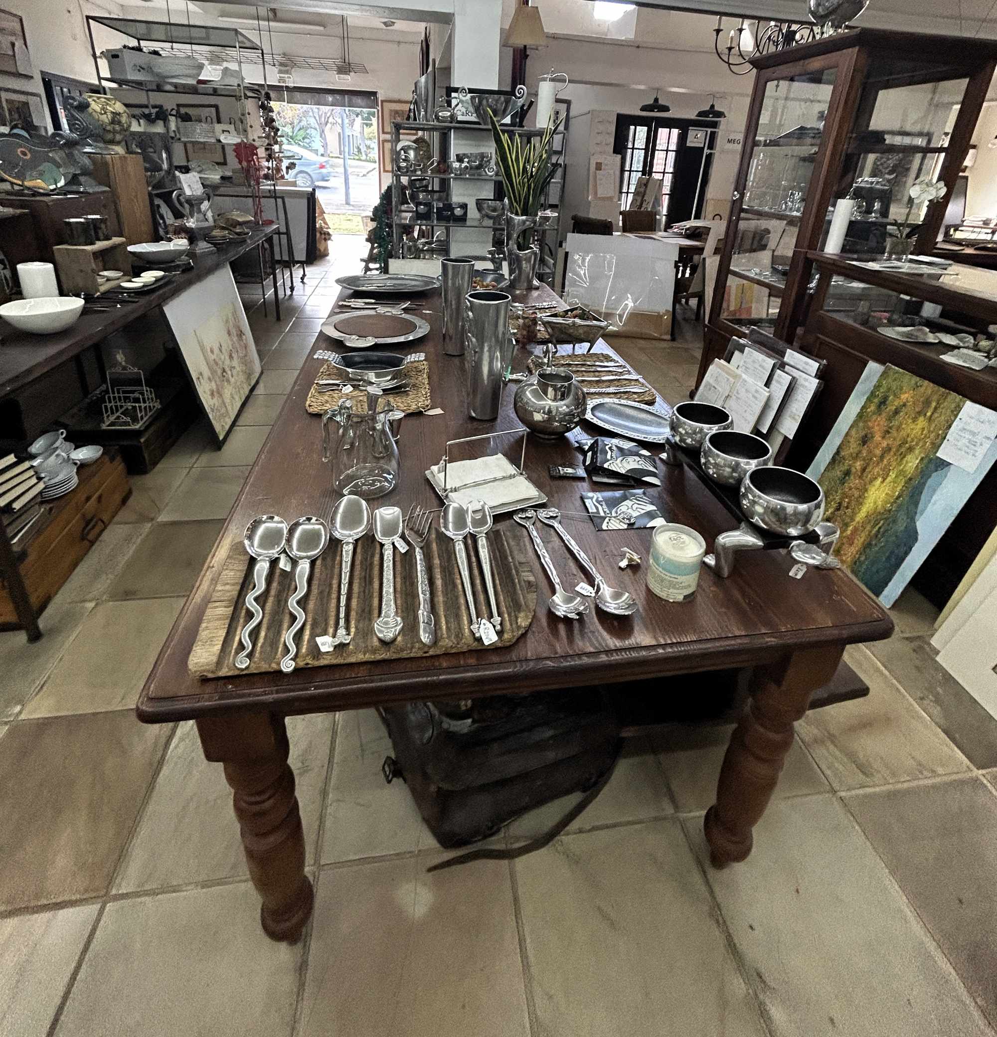 Brand New Gifting, Decor, Art, Shop Fittings And Stock thumbnail 3