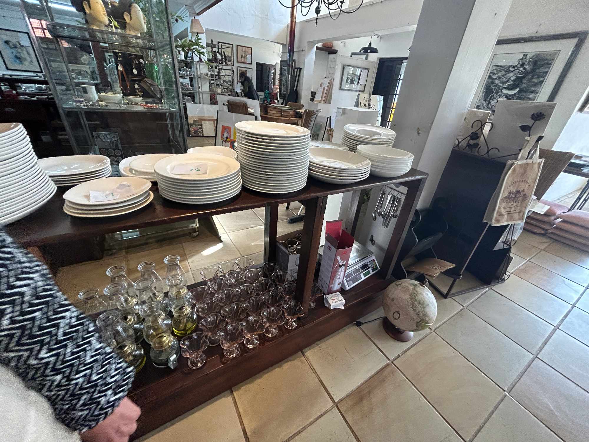 Brand New Gifting, Decor, Art, Shop Fittings And Stock thumbnail 13