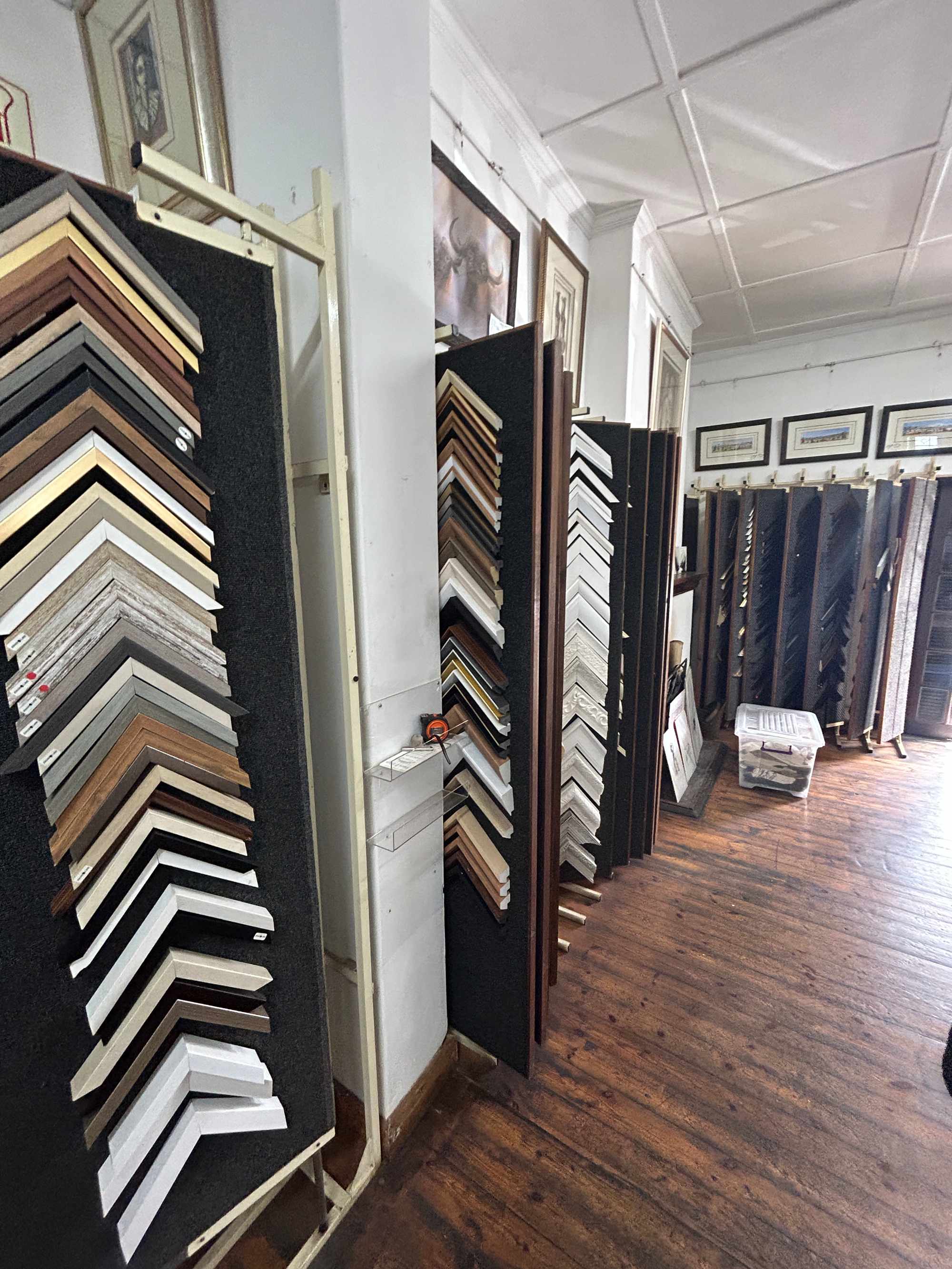 Brand New Gifting, Decor, Art, Shop Fittings And Stock thumbnail 19
