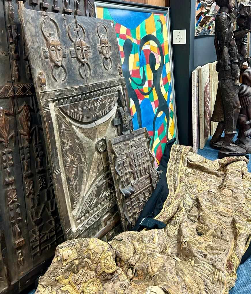 African, Victorian, Mid Century And Contemporary thumbnail 2