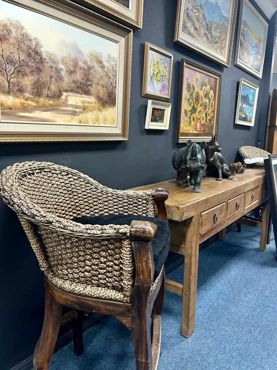 Beautiful Household Furniture thumbnail 10