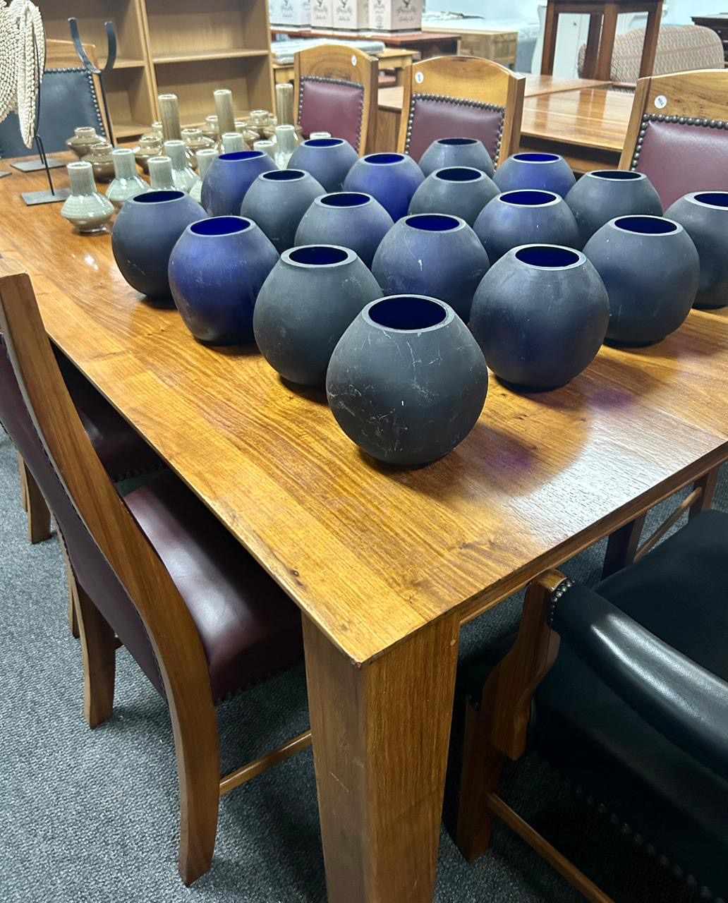 Beautiful Household Furniture thumbnail 17