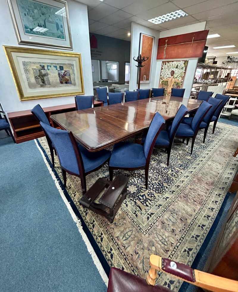 Household Furniture & Collectables thumbnail 15