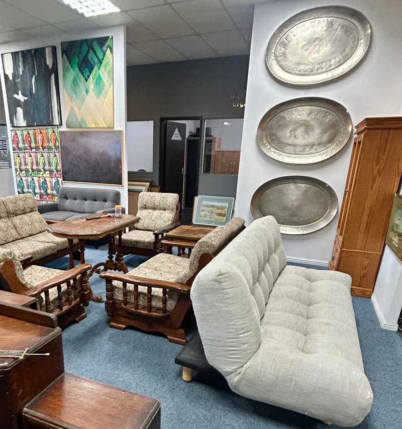 Beautiful Home Furniture and Decor thumbnail 9