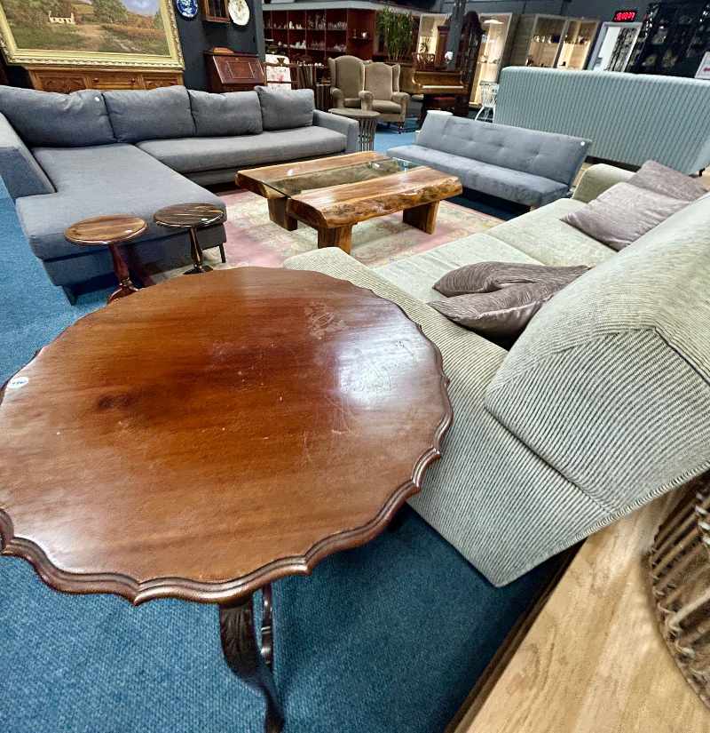 Beautiful Home Furniture and Decor thumbnail 10