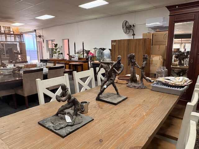 Household Furnishings, Appliances, Decor Items thumbnail 6