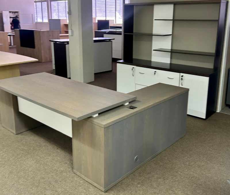 New And Used Executive Office Furnishings - Entire Company Stock thumbnail 15