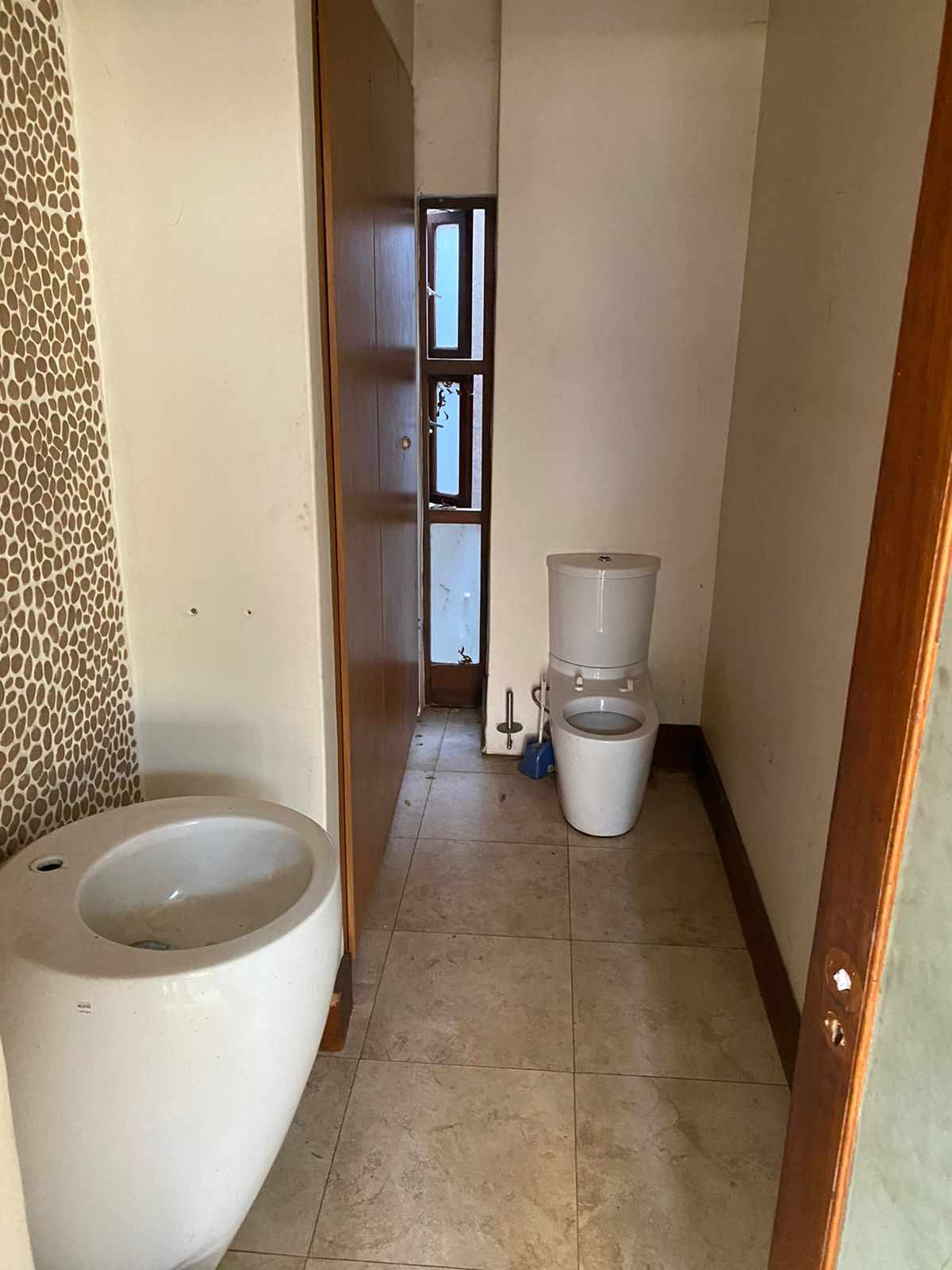 Onsite Liquidation Auction - Double Storey - Sandown, Sandton thumbnail 11