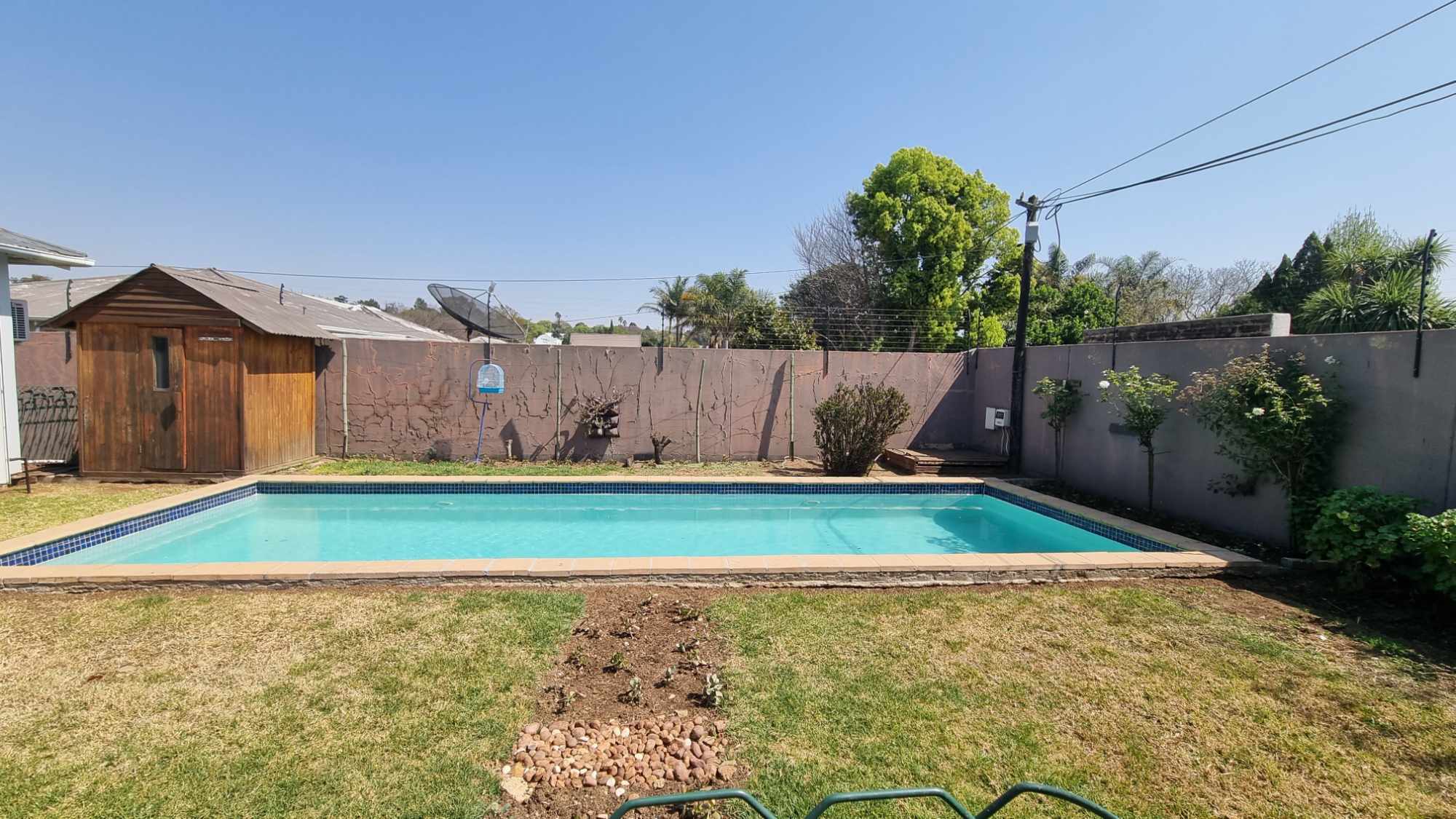 Onsite Insolvency Auction - 3 Bed, 3 Bath Residential Home With Garden Flat - Norwood - Johannesburg thumbnail 5