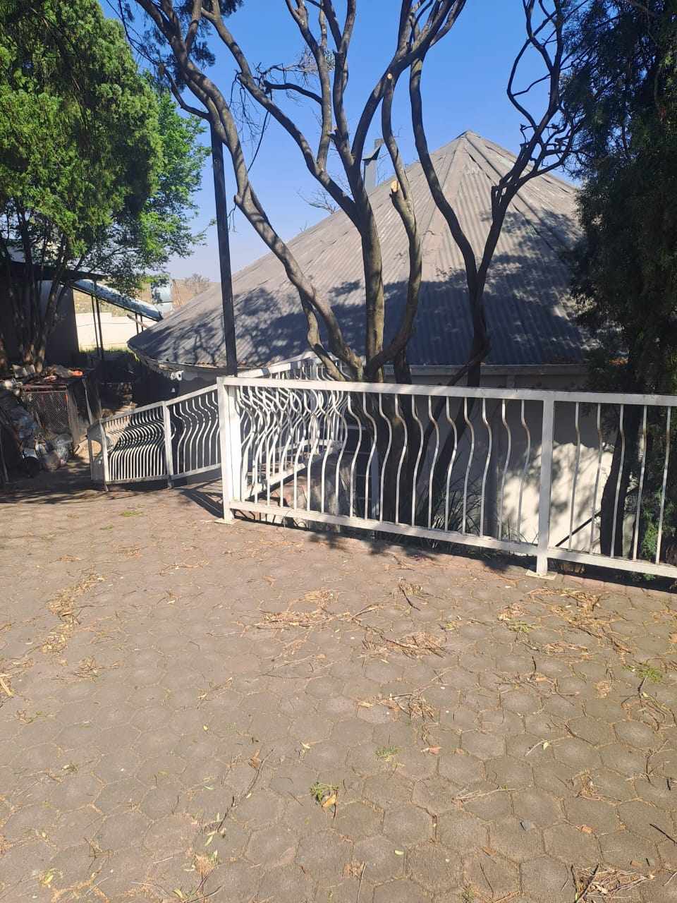 Residential Dwelling on Large Stand - Magaliesburg thumbnail 7