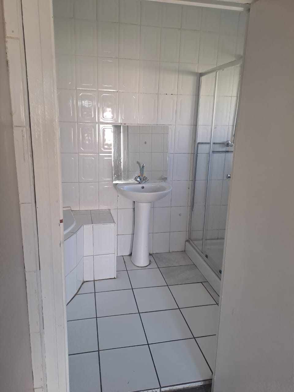 Residential Dwelling on Large Stand - Magaliesburg thumbnail 12