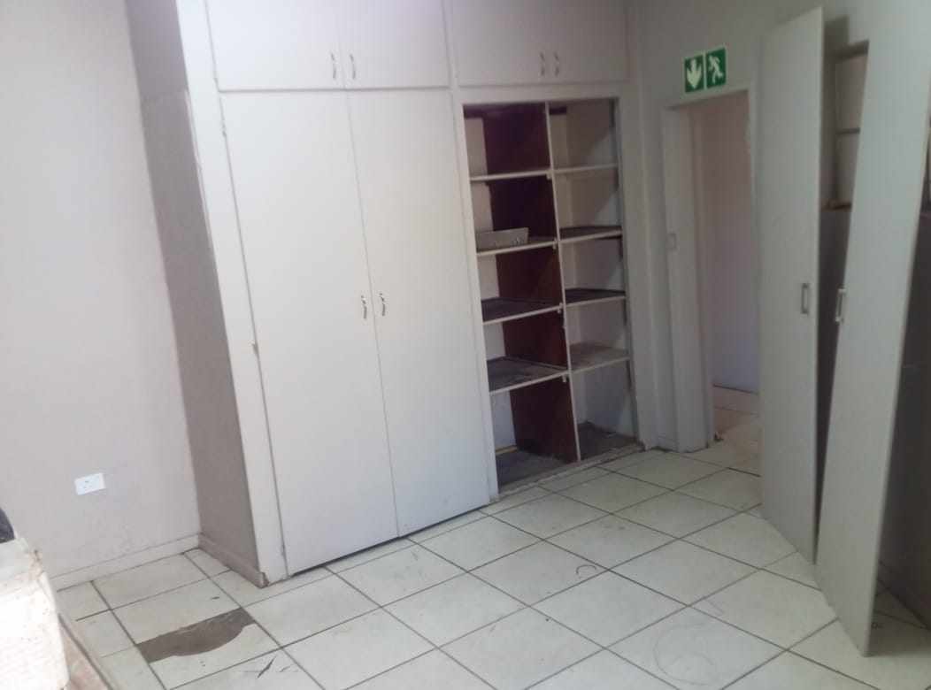 Residential Dwelling on Large Stand - Magaliesburg thumbnail 16