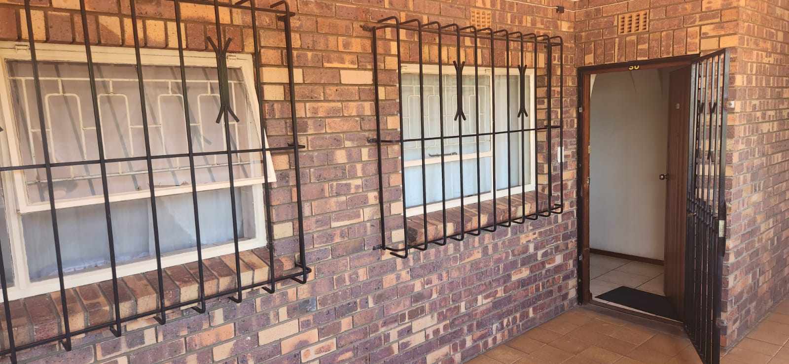 Onsite Division of Joint Estate Auction - Apartment - Sunninghill - Johannesburg thumbnail 14
