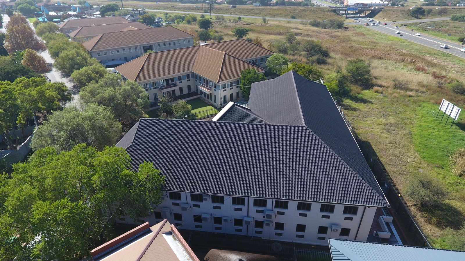 Double Storey Commercial Property - Meyersdal - Alberton thumbnail 2