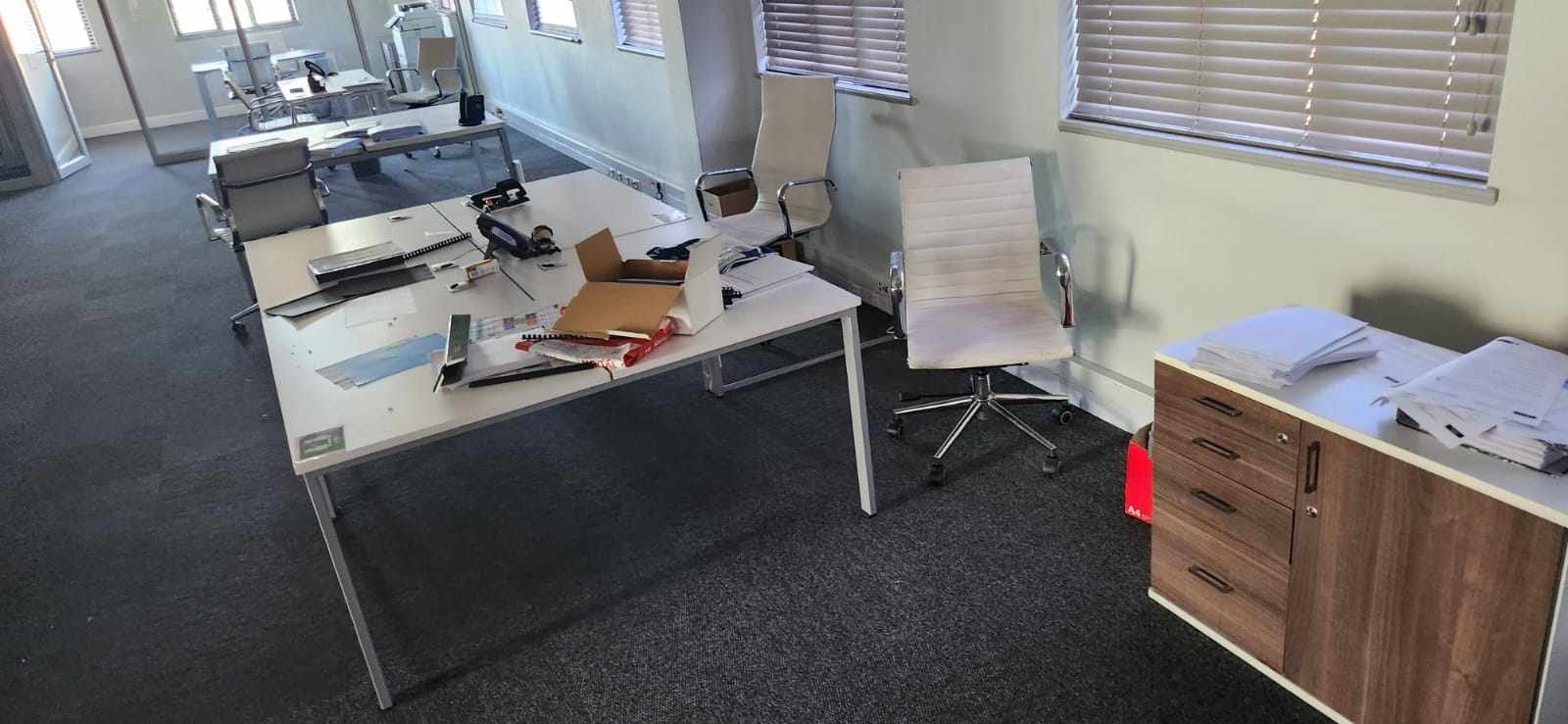 Onsite Liquidation Auction - Modern Office Furniture - Meyersdal thumbnail 29