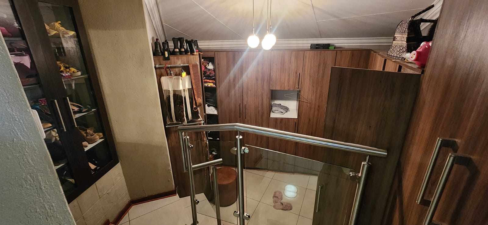 3 Bedroom House - Entertainer's Paradise - West Acres, Mbombela thumbnail 7
