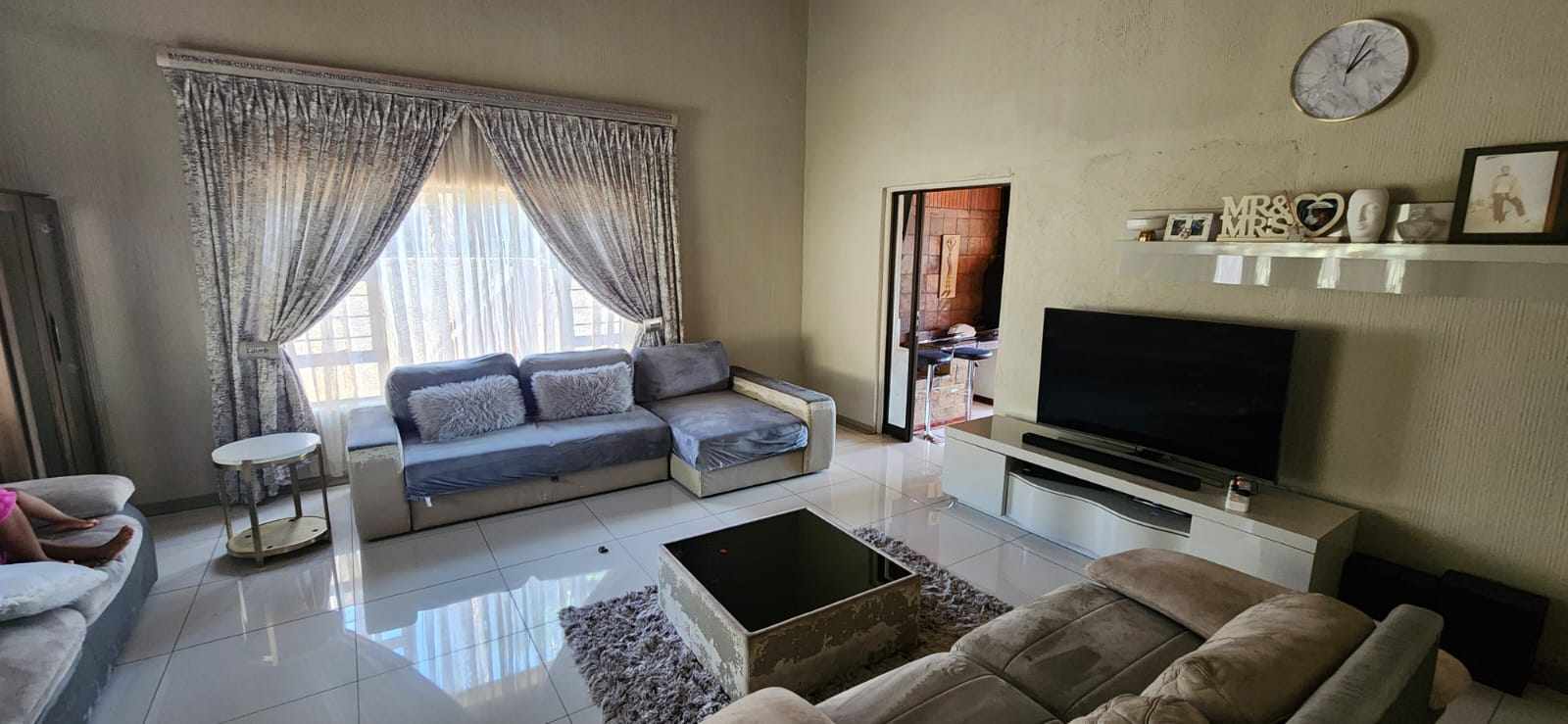 3 Bedroom House - Entertainer's Paradise - West Acres, Mbombela thumbnail 13