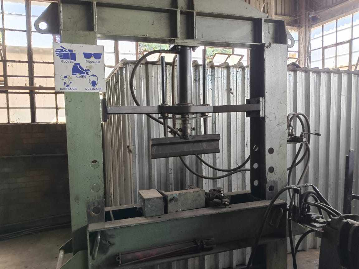 Overhead Cranes, Compressors, Engineering Equipment and Machinery Auction thumbnail 23