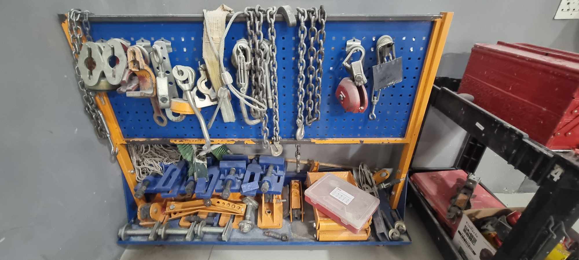 Movable Assets - Panelbeating Equip, Tools, Vehicles & Taxi Spares, Containers, Office Furniture, Computer Equip & More thumbnail 7