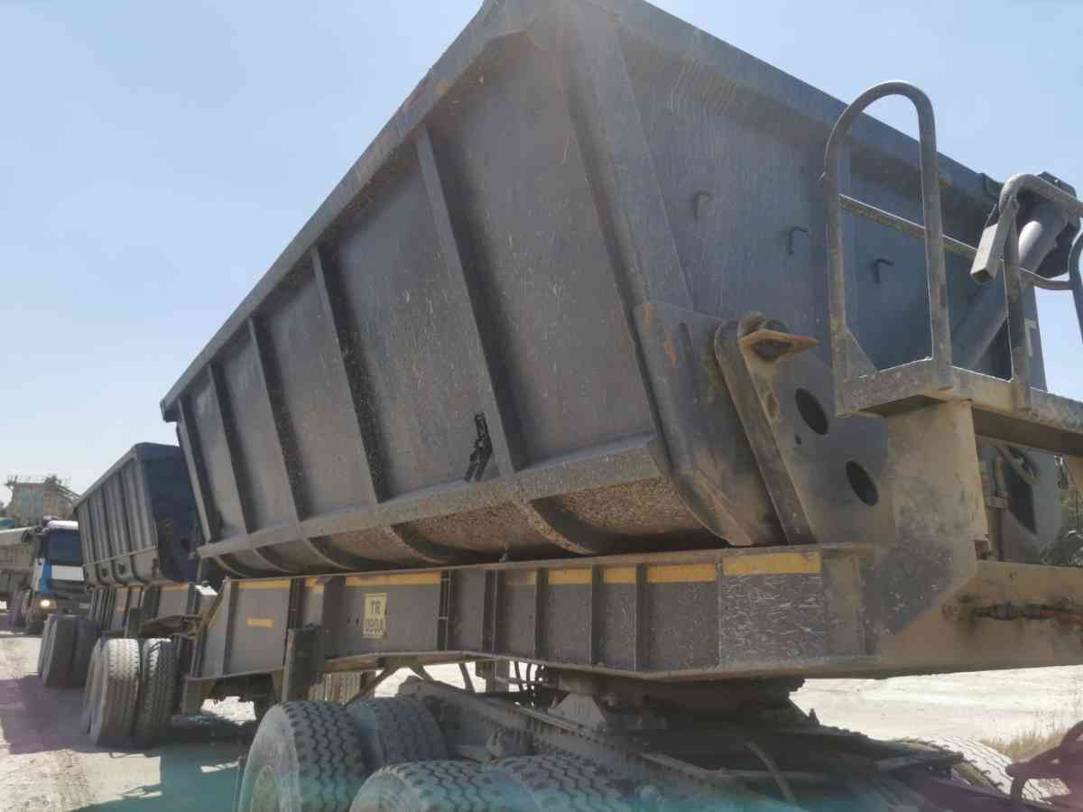 2008 Top Trailers Side Tipper