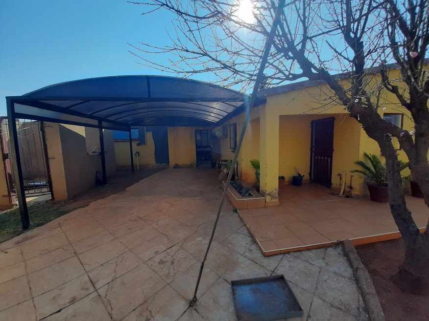 Online Division of Joint Estate Auction - Protea Glen, Soweto thumbnail 10