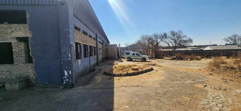 Perfect for Investors - Multi Tenanted Industrial Property thumbnail 2