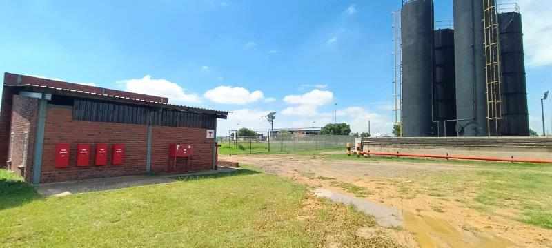 Industrial Property  - Including Operational 1 Million Litre Liquid Storage Plant thumbnail 7