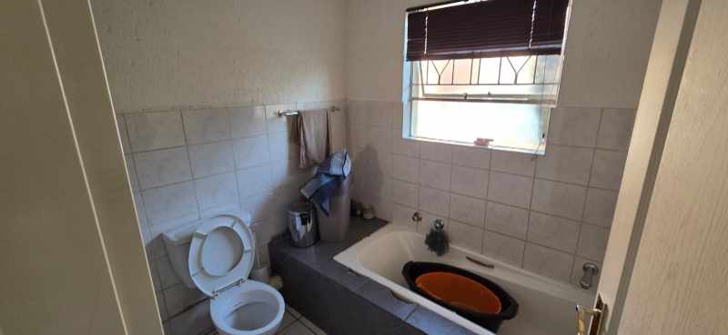 Sectional Title Unit - Buccleuch, Sandton thumbnail 3