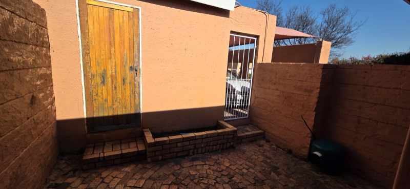 Sectional Title Unit - Buccleuch, Sandton thumbnail 11