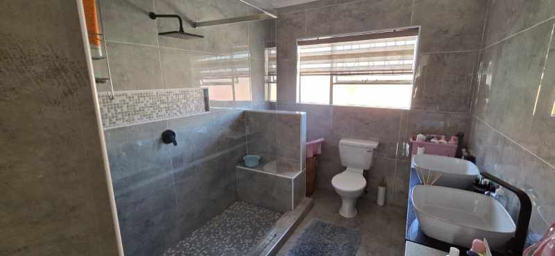 Sectional Title Unit - Buccleuch, Sandton thumbnail 9