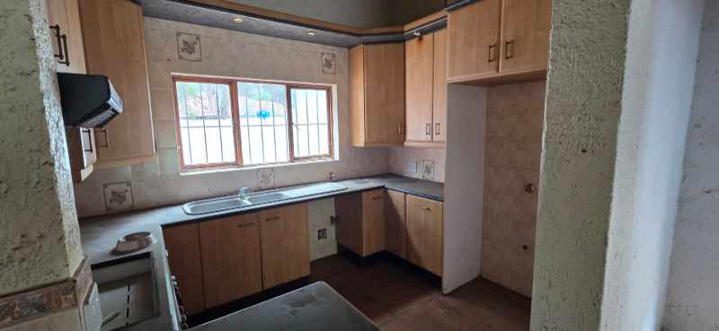 Sectional Title Duplex - Hartebeespoort thumbnail 6