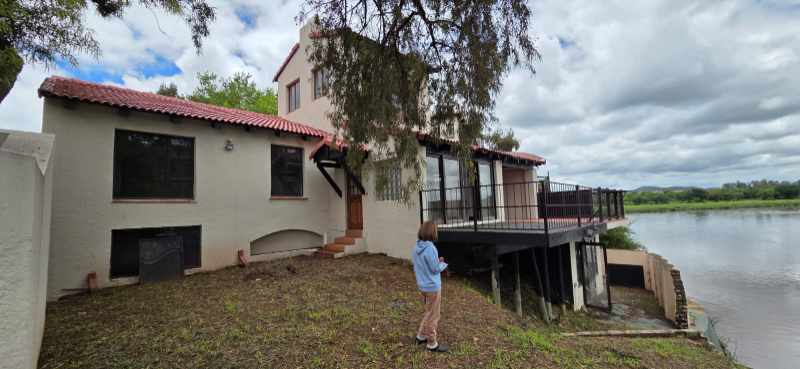Sectional Title Duplex - Hartebeespoort thumbnail 26