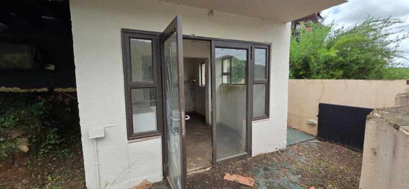 Sectional Title Duplex - Hartebeespoort thumbnail 28