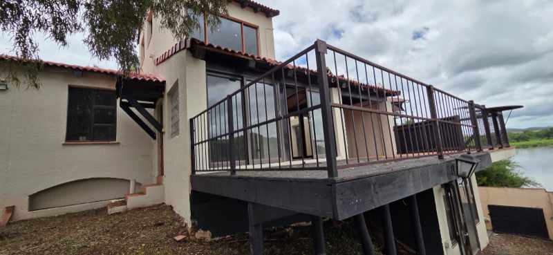 Sectional Title Duplex - Hartebeespoort thumbnail 31