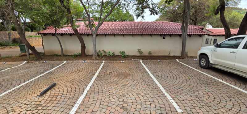 Sectional Title Duplex - Hartebeespoort thumbnail 36