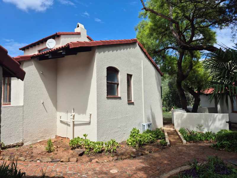 Sectional Title Duplex - Hartebeespoort thumbnail 46